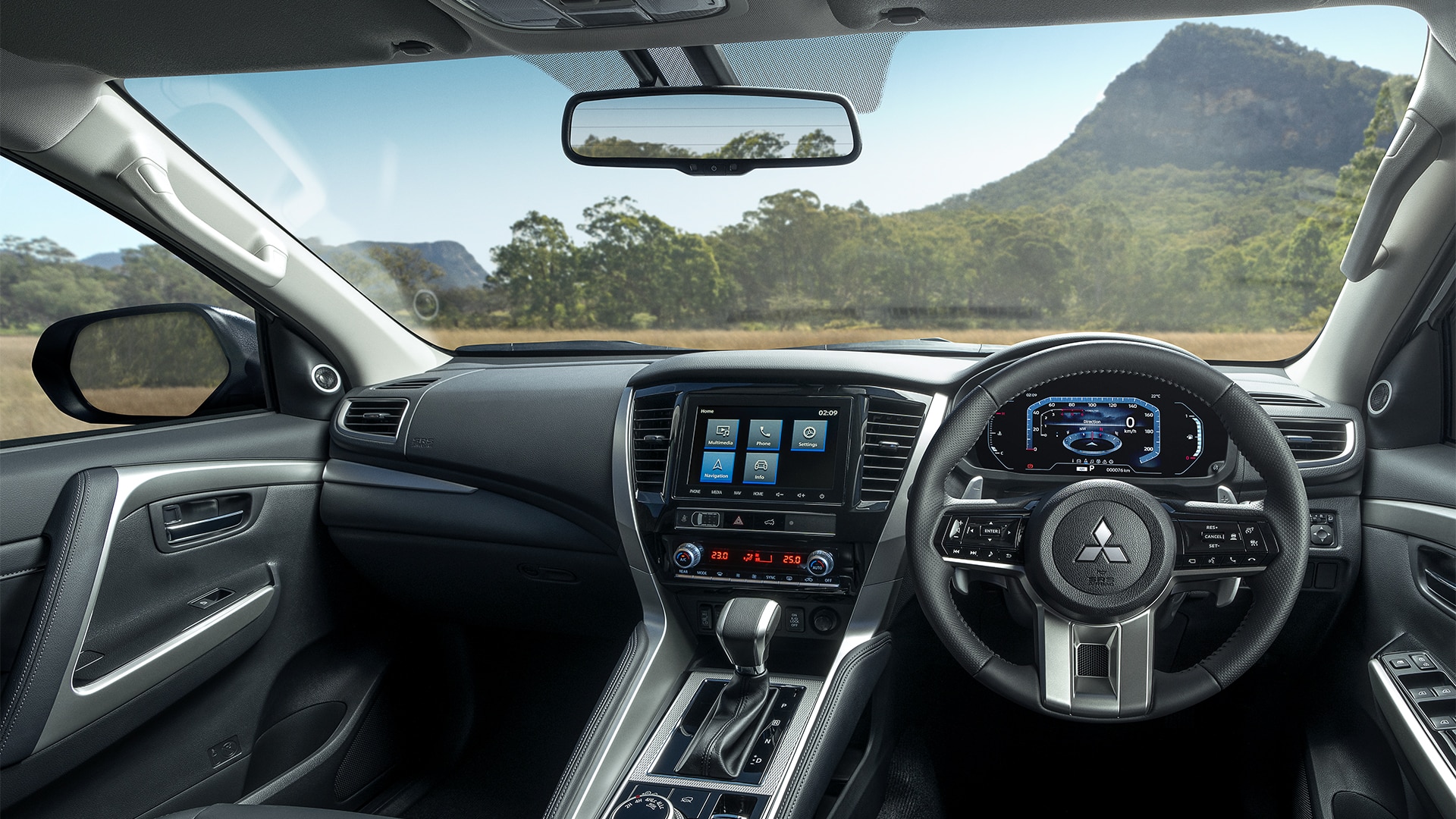 2025_Pajero_Lifestyle_01